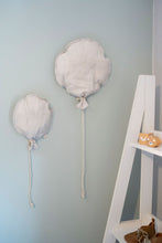 Load image into Gallery viewer, Linen balloon ® - Natural stripe
