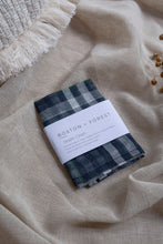 Load image into Gallery viewer, Wash cloth ® -Plaid muslin

